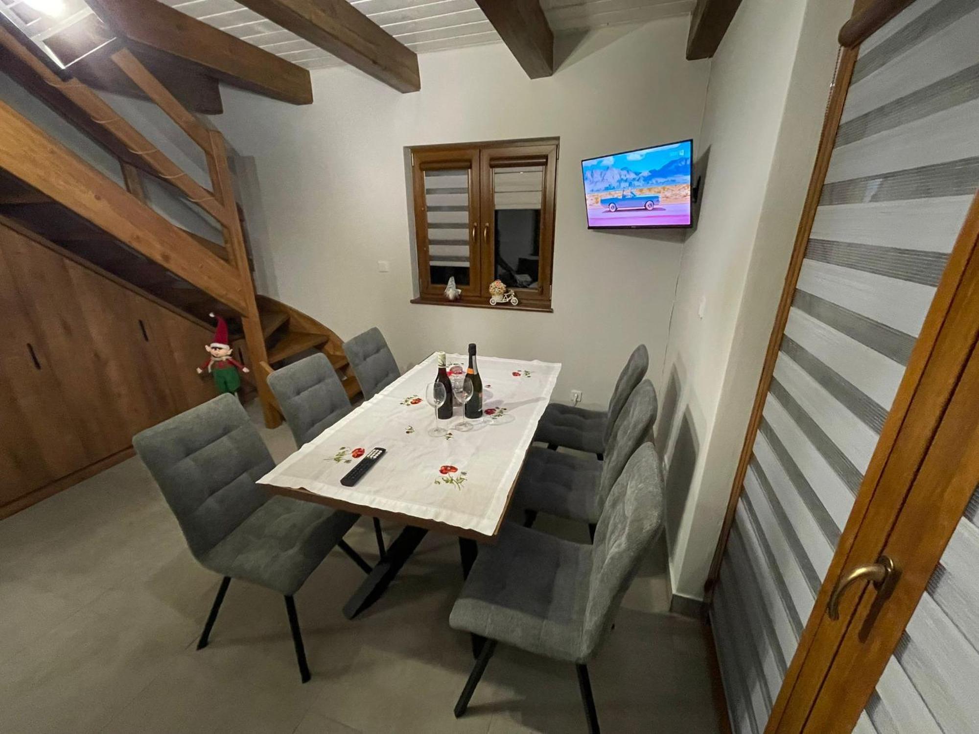 Bialy Swierczek Holiday home *